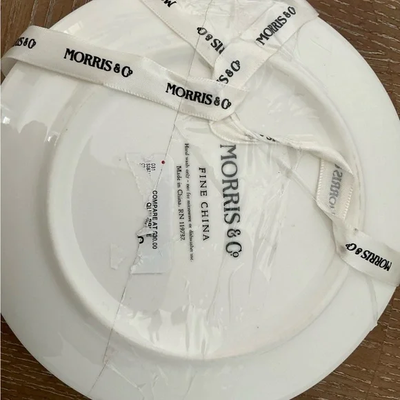 Morris & Co William Morris Floral Round Decorative Plate - Picture 4 of 4